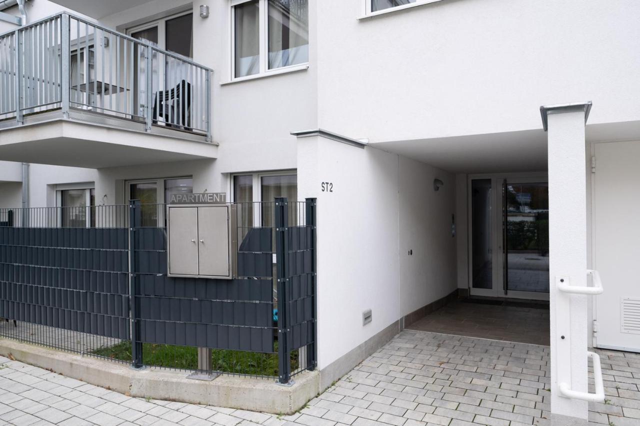 וינה Modern Apartment W/ Cozy Balcony Near City Center מראה חיצוני תמונה